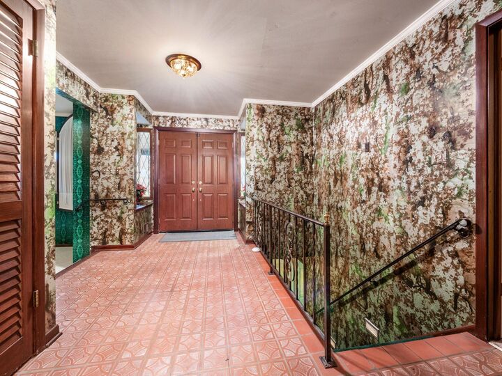 Property Photo: 4020 Ritamarie Drive OH 43220