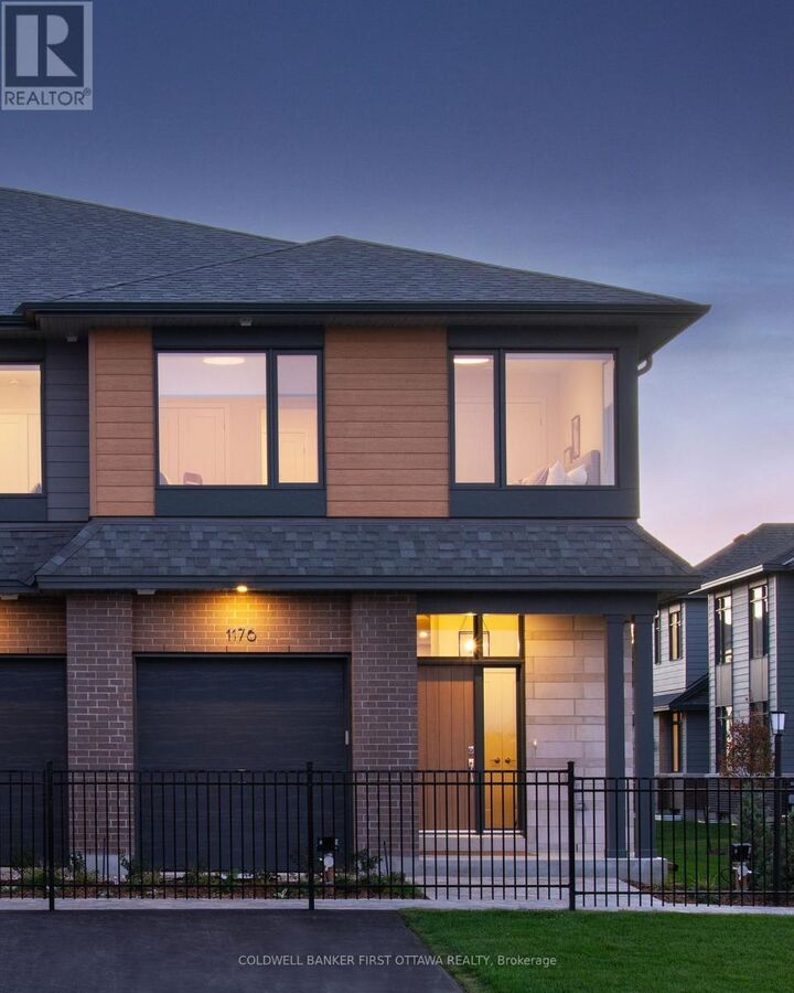 1186 Spoor Street  Ottawa ON K2W 0N4 photo