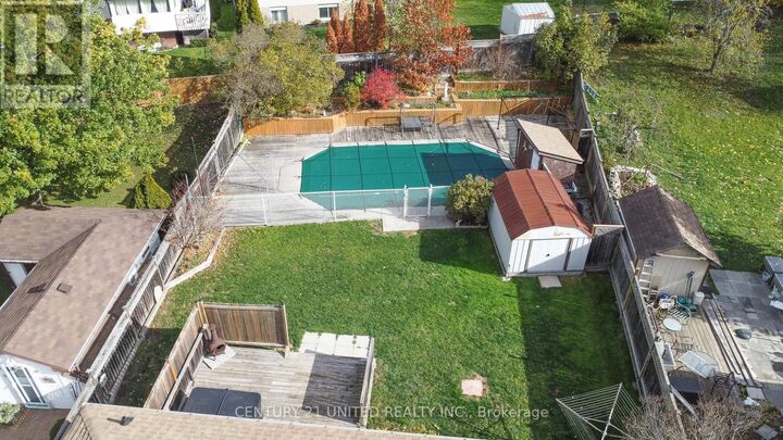 Photo de la propriété:  2130 Meadowview Road  ON K9L 1S4 