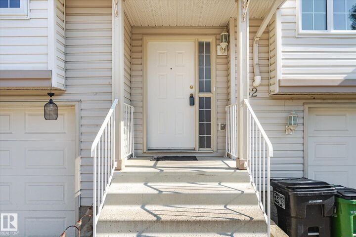 Property Photo:  9630 176 Street NW 52  AB T5T 6E1 