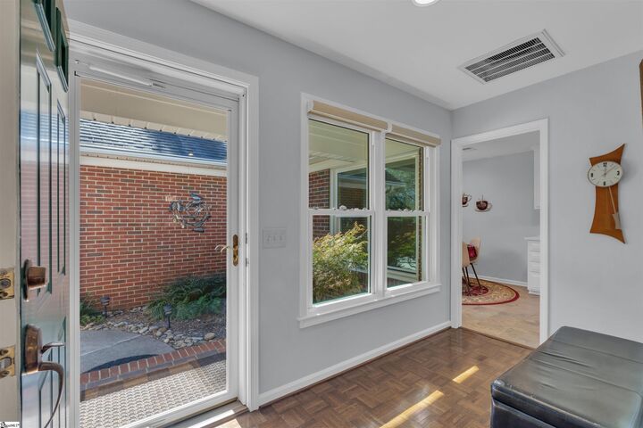 Property Photo:  3 Hearthstone Court  SC 29615 