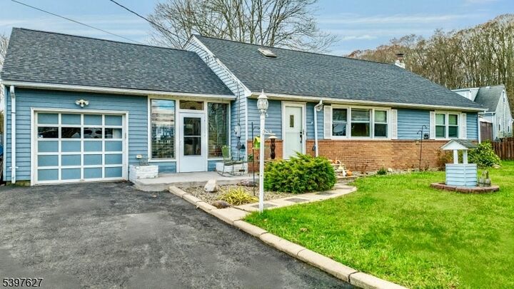 33 Canal Street  Roxbury Twp. NJ 07852 photo