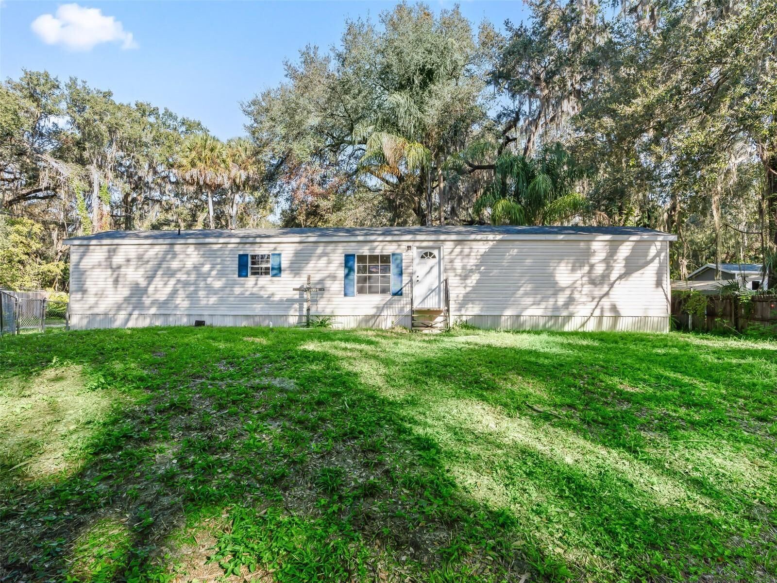 Property Photo:  3547 NW 23rd Terrace  FL 33538 