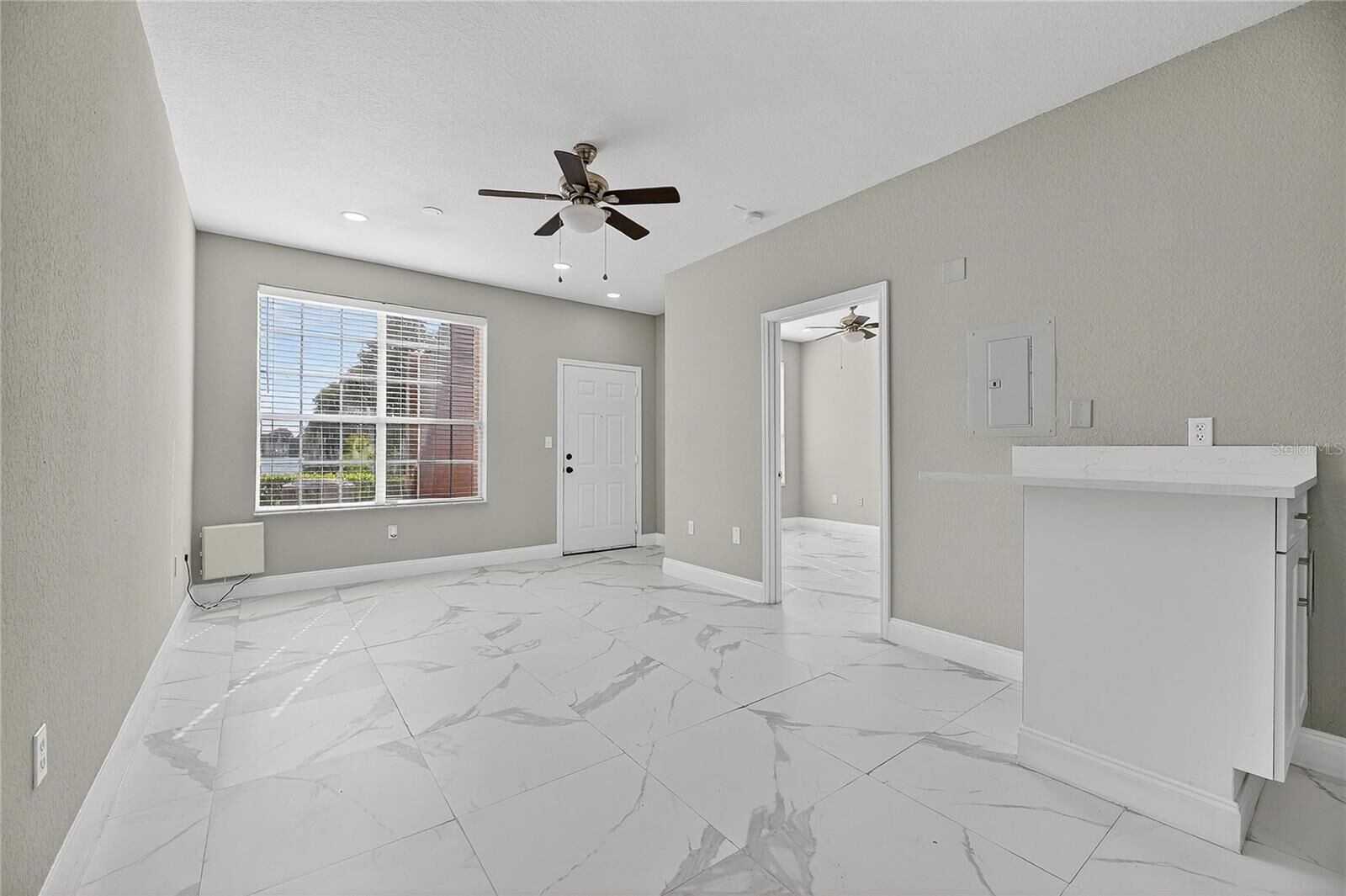 Property Photo:  9258 Lake Chase Island Way  FL 33626 