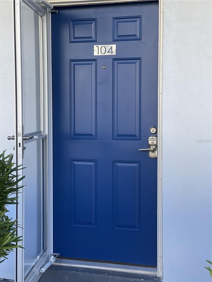 Property Photo: 5555 Gulf Boulevard 104 FL 33706