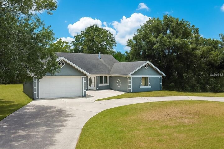 Property Photo:  418 Glenn Road  FL 32833 