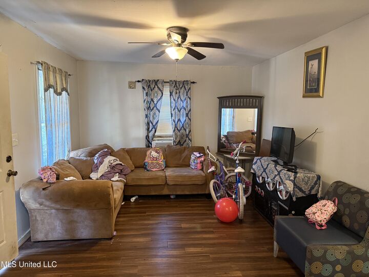 Property Photo:  340 Mason Boulevard  MS 39212 