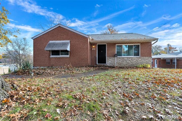 Property Photo: 7602 Elton Street MO 63123