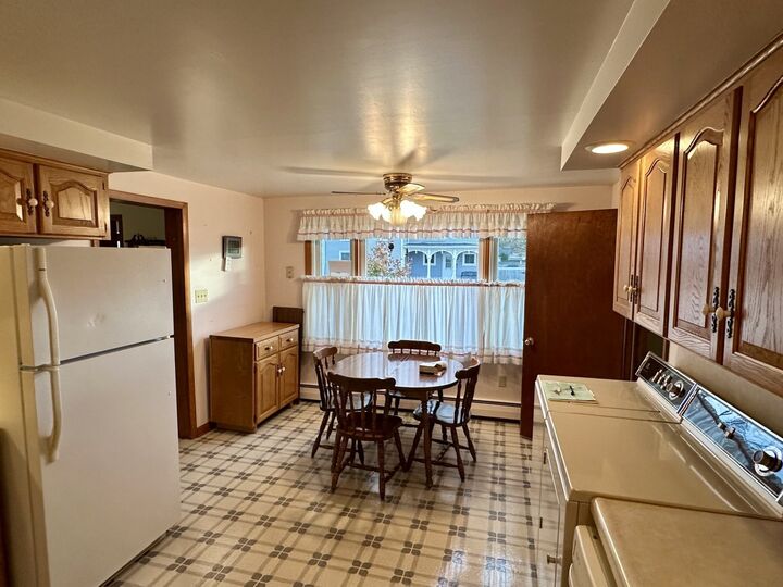 Property Photo: 506 N Pleasant Street IL 61356