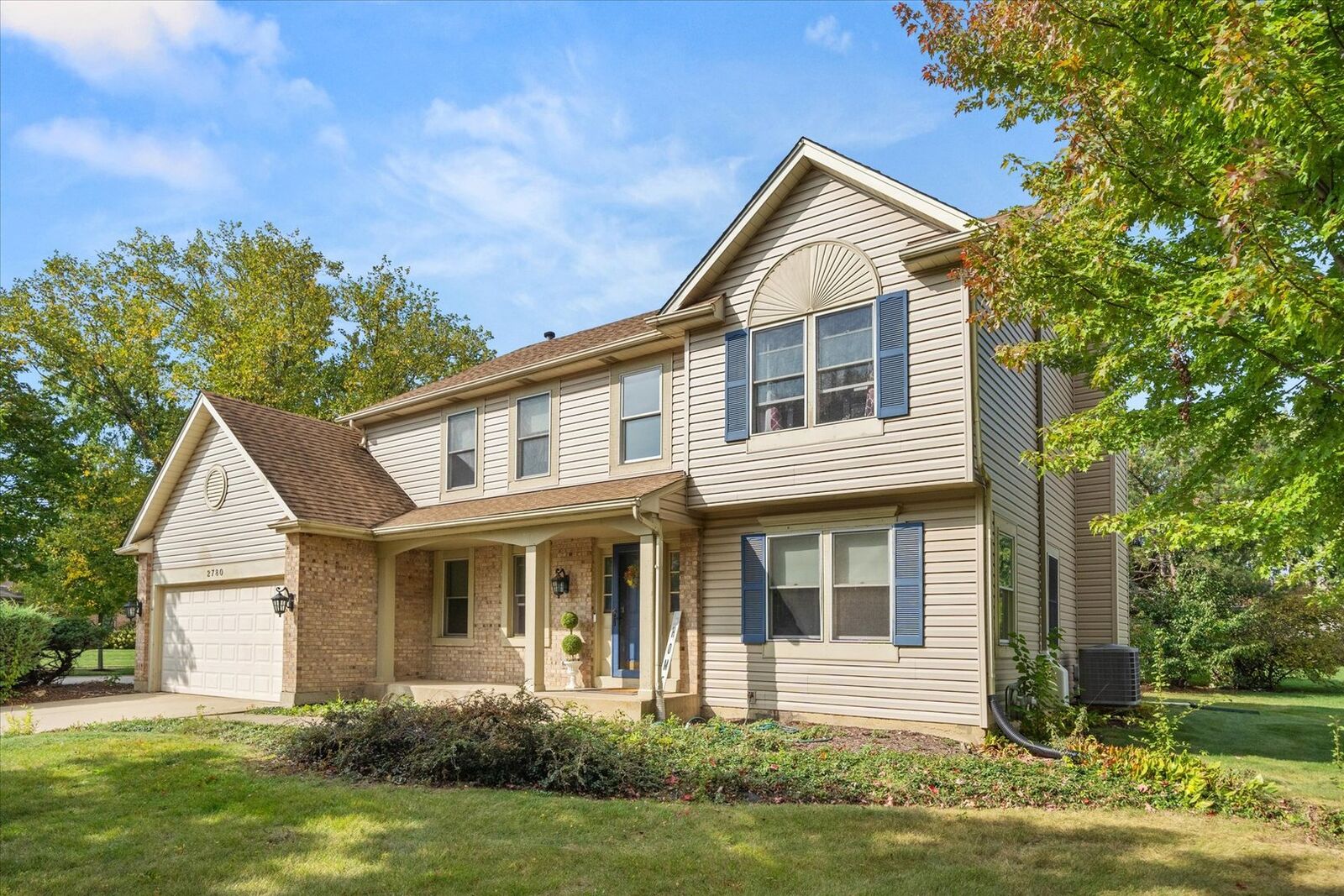 Property Photo:  2780 Carriage Way  IL 60504 