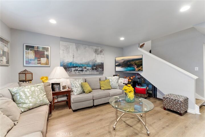 Property Photo:  1234 N Citrus Avenue 2  CA 91722 