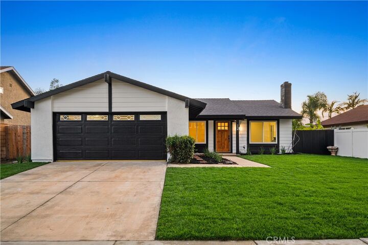 Property Photo:  554 E Fairfield Court  CA 91761 