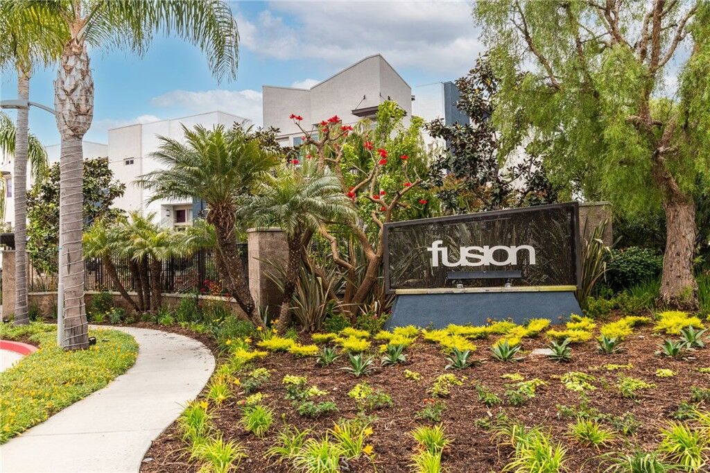 Property Photo: 5512 W 149th CA 90250