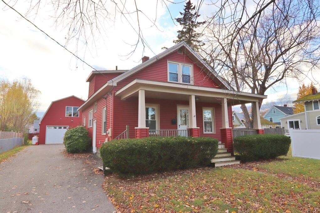 Property Photo:  550 Ohio Street  ME 04401 