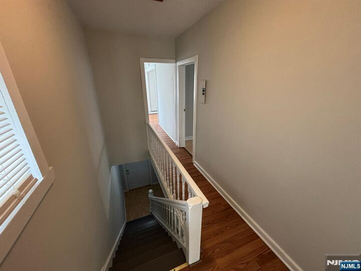 Property Photo:  260 Devon Street 2  NJ 07032 
