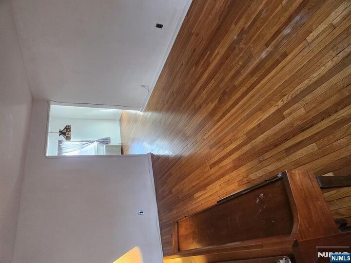 Property Photo:  50 S 1st Street 3A  NJ 07621 