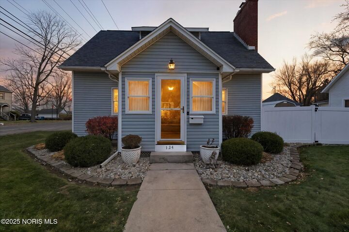 134 N Vine Street  Bryan OH 43506 photo