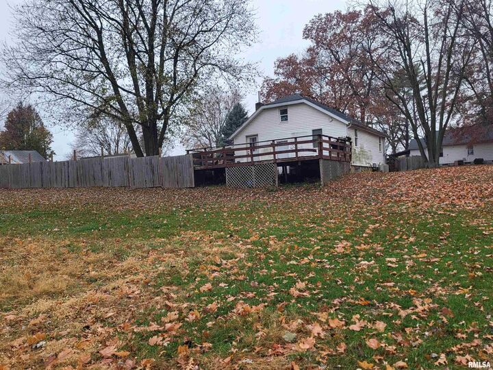 Property Photo:  722 Monroe Street  IL 61443 