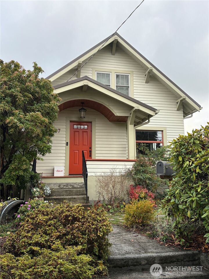 107 NE 60th Street  Seattle WA 98115 photo