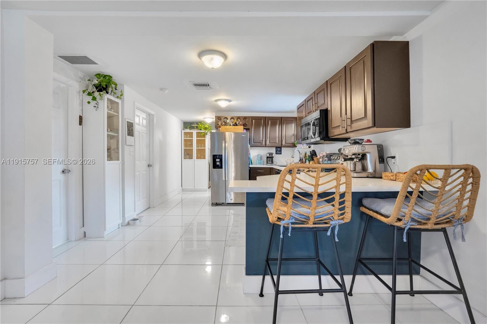 Property Photo:  827 NW 114th St  FL 33168 