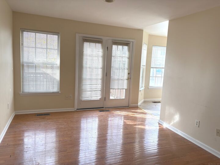Property Photo:  1206 Eaton Court 1206  CT 06811 