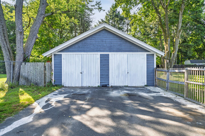 Property Photo:  15 Clubhouse Road  CT 06095 