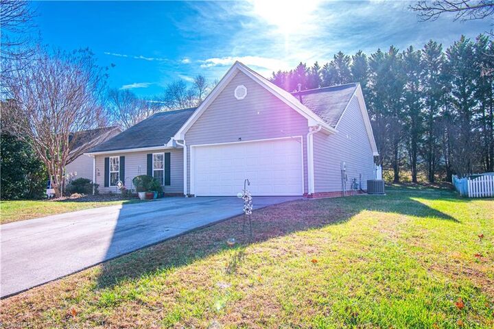 Property Photo:  2818 Bridgeport Drive  NC 27103 