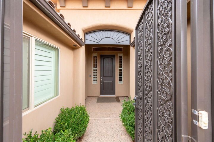 Property Photo: 4047 S 890 E UT 84780