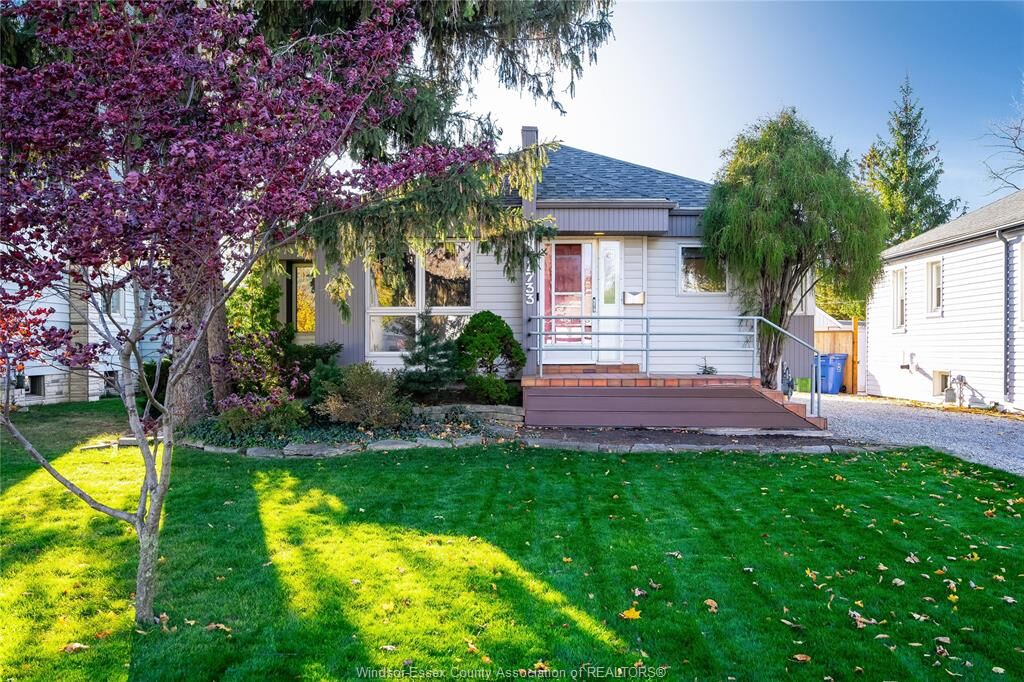 Property Photo:  1733 Durham Place  ON N8W 3A1 