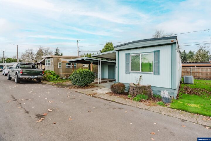 Property Photo:  4882 Lancaster #7 Dr NE 7  OR 97305 