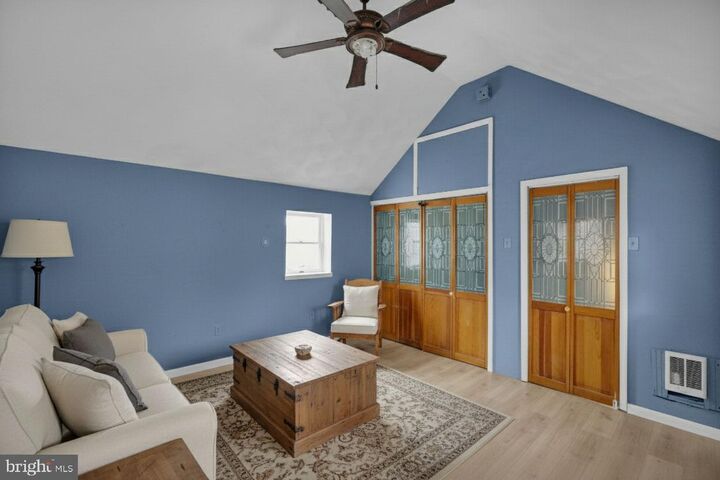 Property Photo:  70 N Centre Avenue  PA 19533 