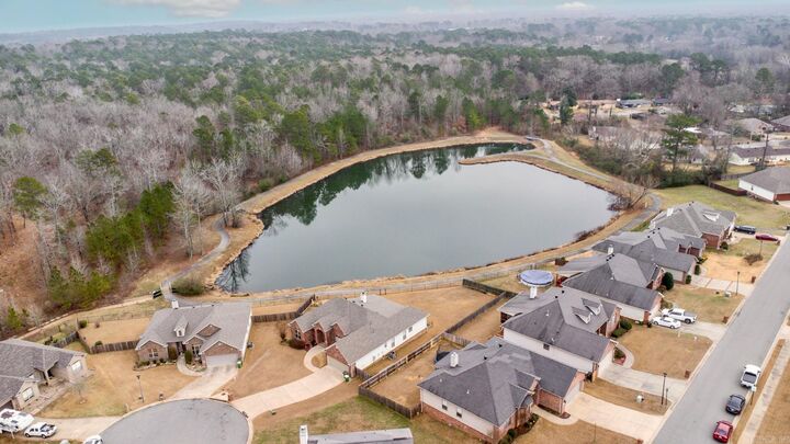 Property Photo:  51 Waters Edge Drive  AR 72204-8645 