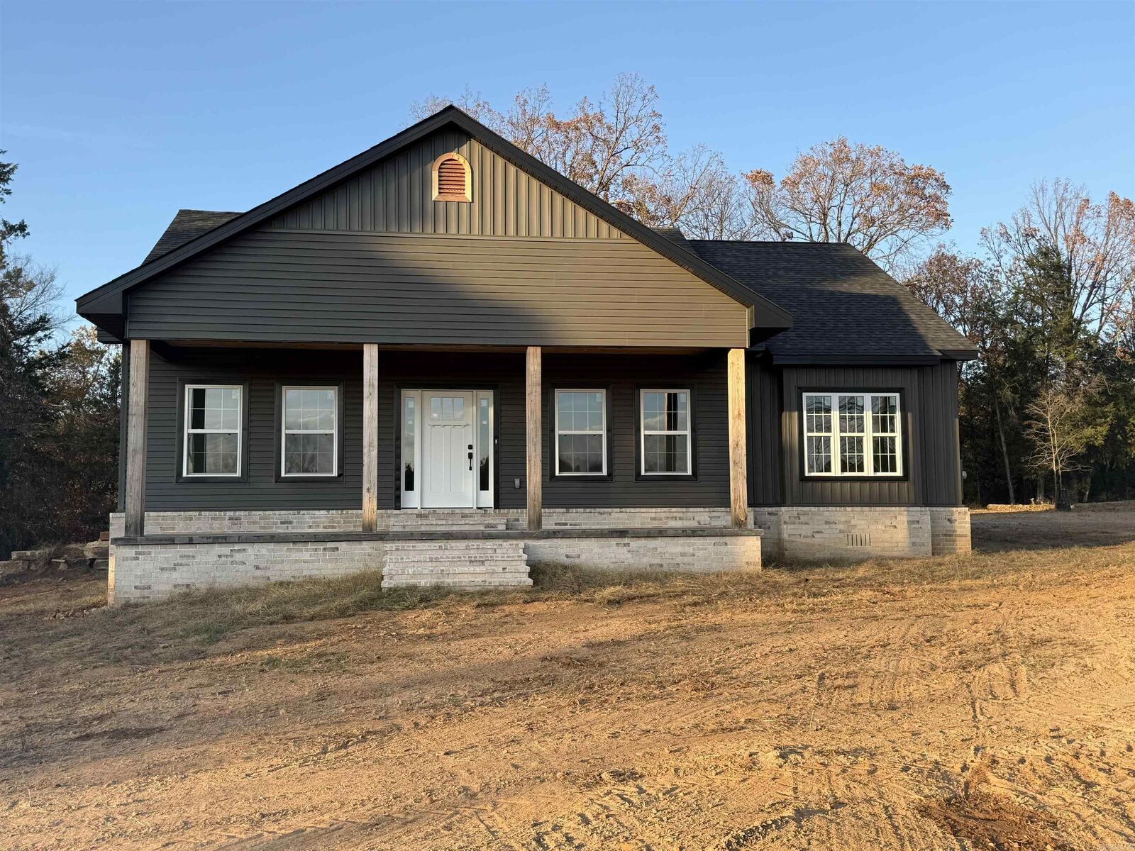 Property Photo: 1684 County Road 3600 AR 72846