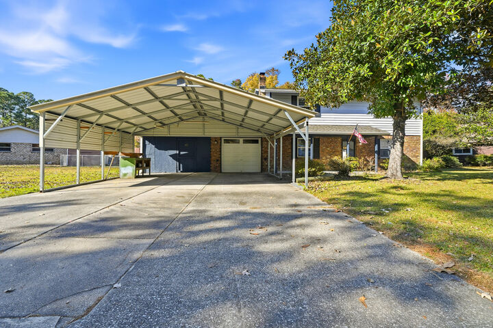 Property Photo:  129 Canaberry Circle  SC 29483 