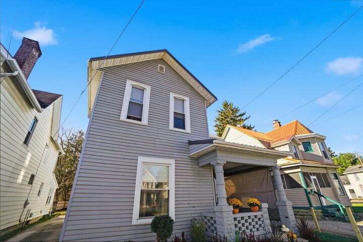 Property Photo:  441 Mount Vernon Road  OH 43055 