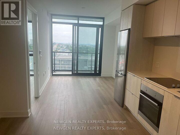 Property Photo:  86 Dundas Street East 1305  ON L5A 1W4 