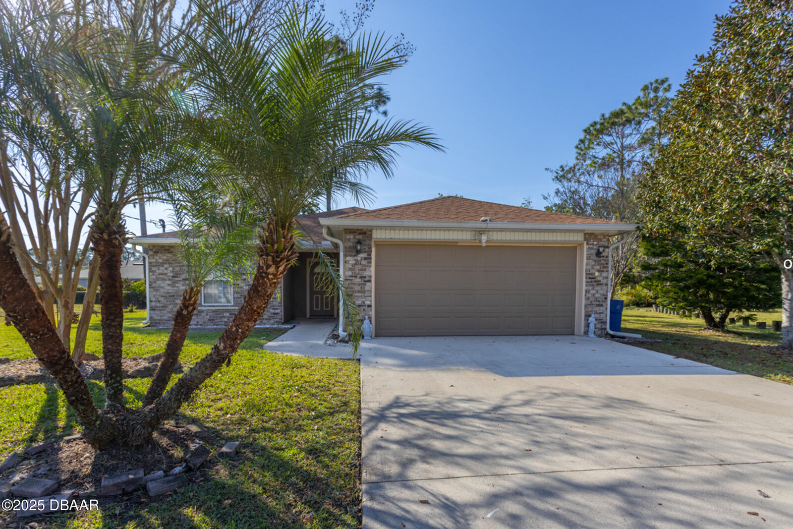 Property Photo:  21 Zorro Court  FL 32164 