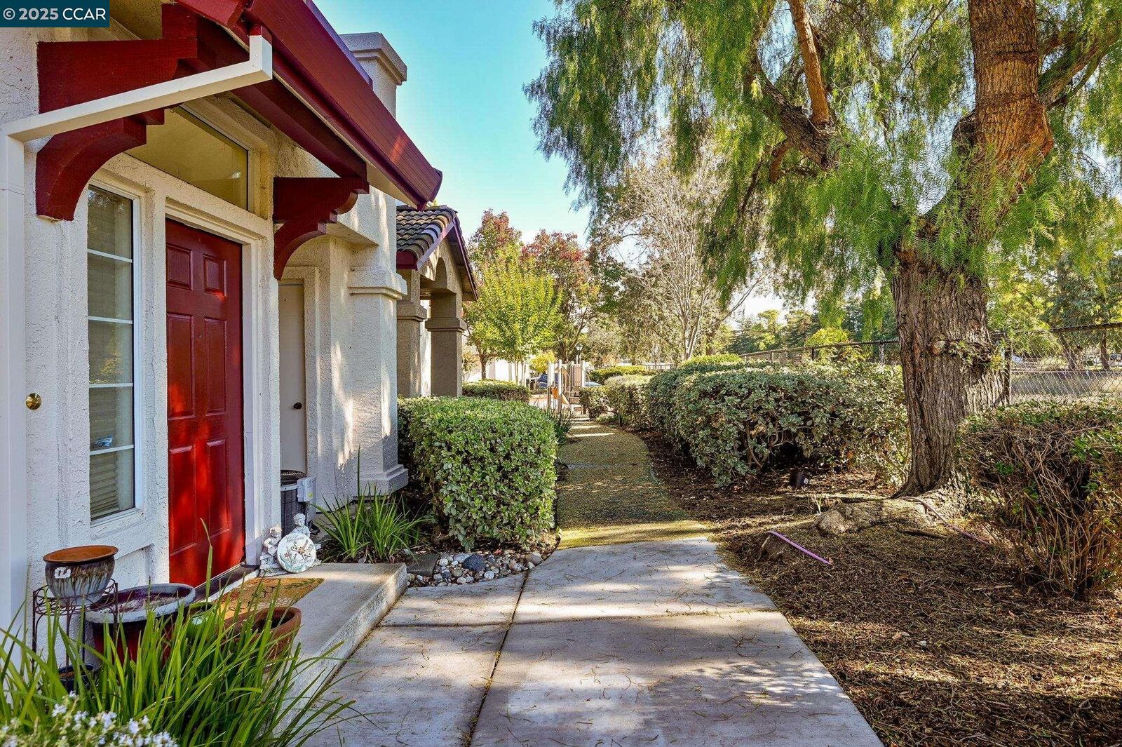 Property Photo: 3099 Casadero Ct CA 94588