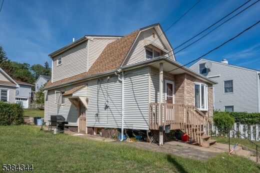 Property Photo:  88 Avenue B  NJ 07508 