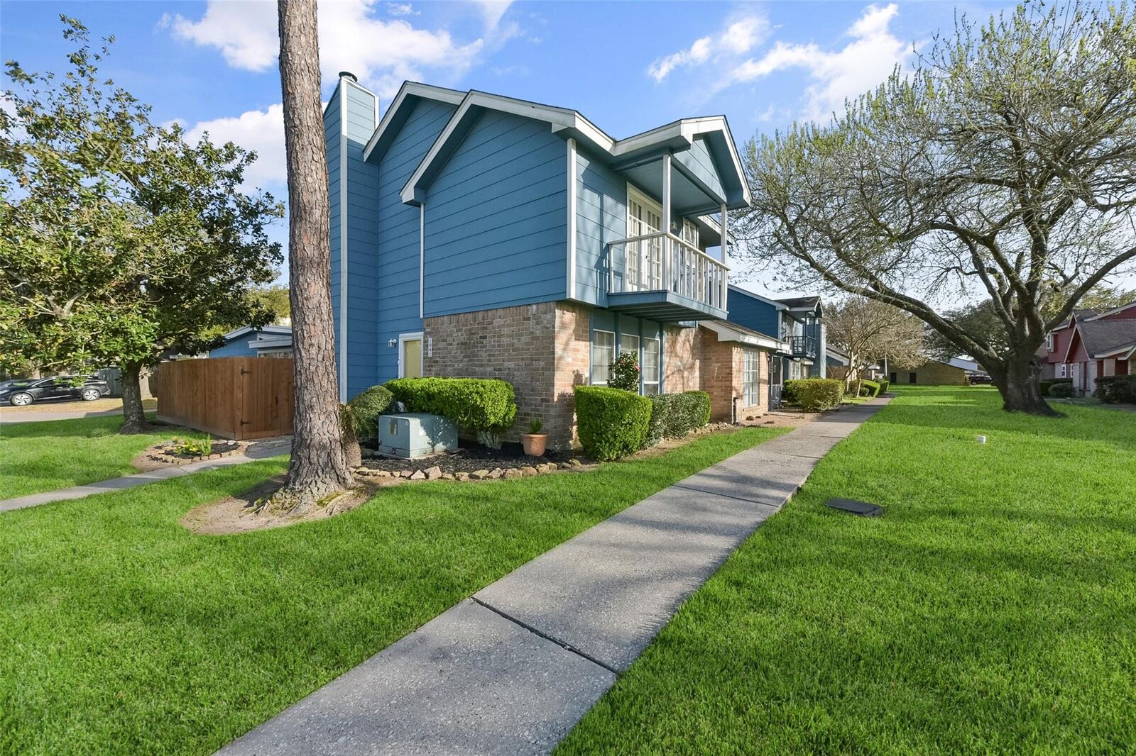 Property Photo:  1941 Country Village Boulevard A  TX 77338 