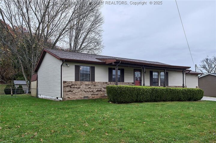 104 Rimrock Drive  Eleanor WV 25070 photo