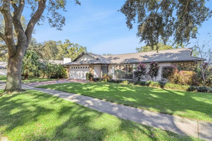 Property Photo: 1712 Golfside Drive FL 32792