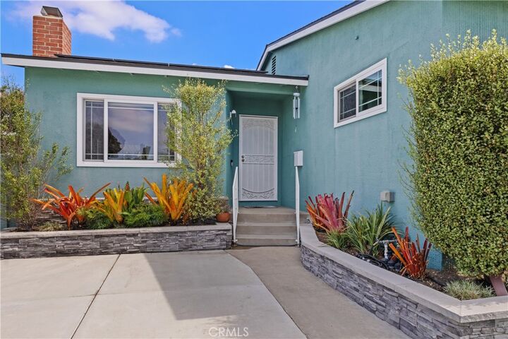 Property Photo:  6103 Wolfe St  CA 90713 