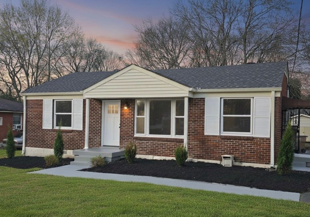 Property Photo: 2718 McKeige Dr TN 37214