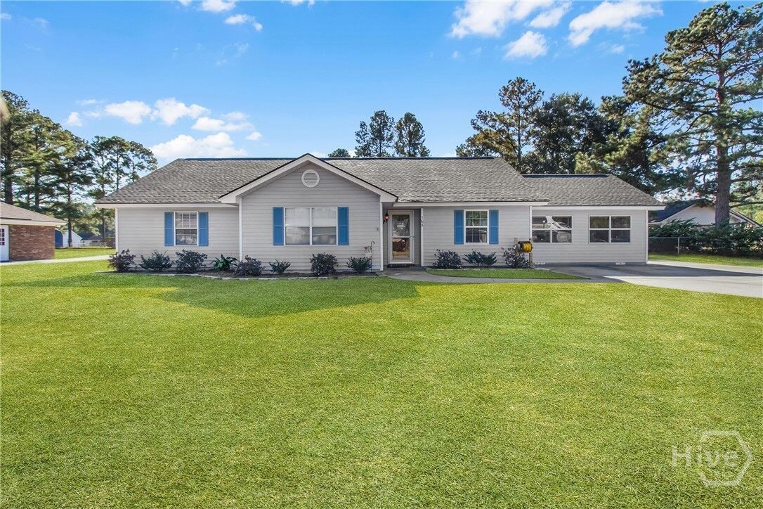 Property Photo:  165 Jennifer Circle  GA 31326 