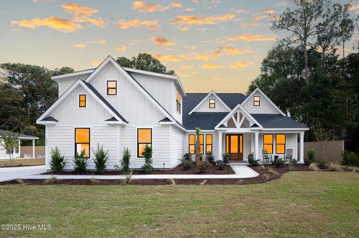 Property Photo:  385 Crow Creek Drive NW  NC 28467 