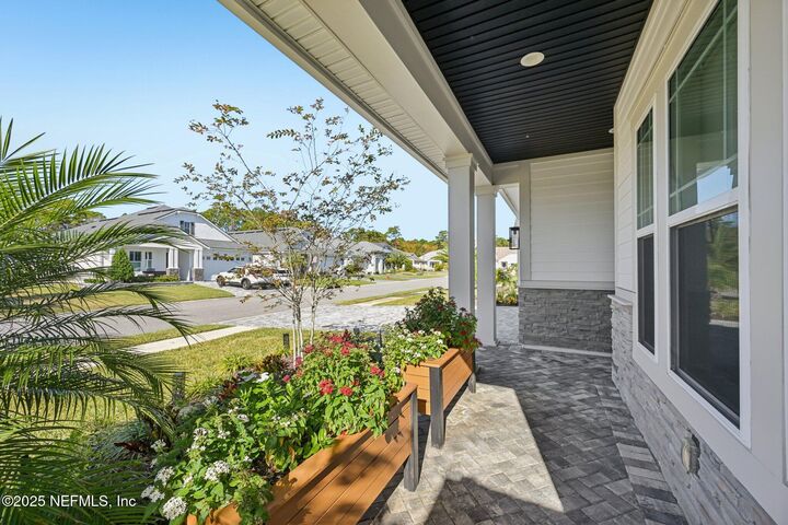 Property Photo: 181 Lamego Lane FL 32095