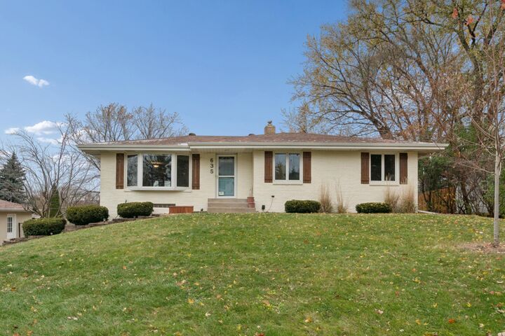 635 Ivy Falls Avenue  Mendota Heights MN 55118 photo