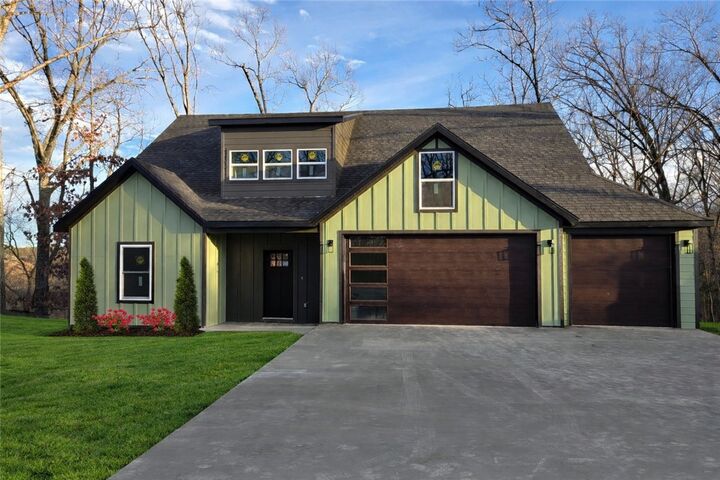 Property Photo: 6 Waterside Lane AR 72715