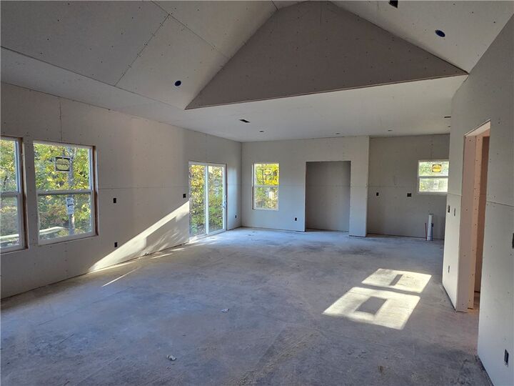 Property Photo:  6 Waterside Lane  AR 72715 